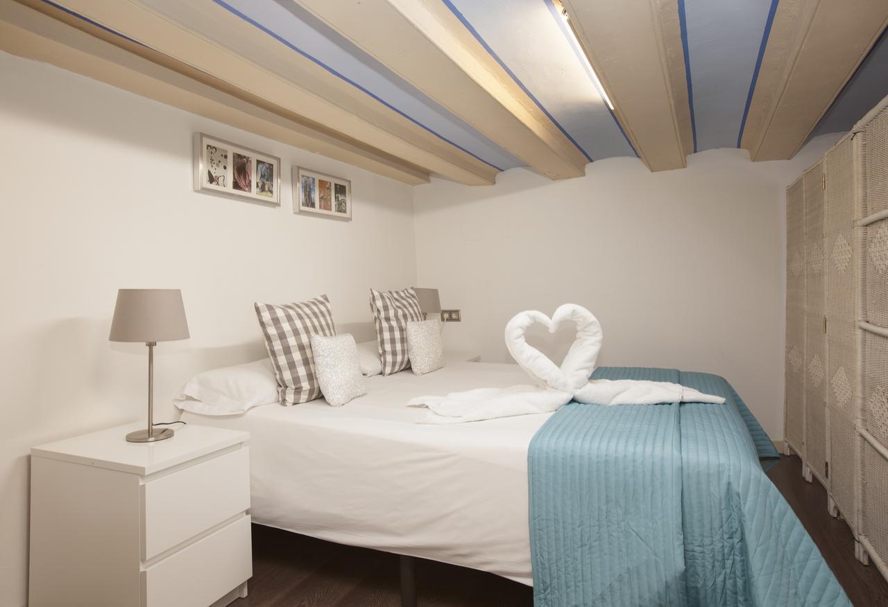 Rent Top Apartments Near Plaza De Catalunya Барселона Екстер'єр фото