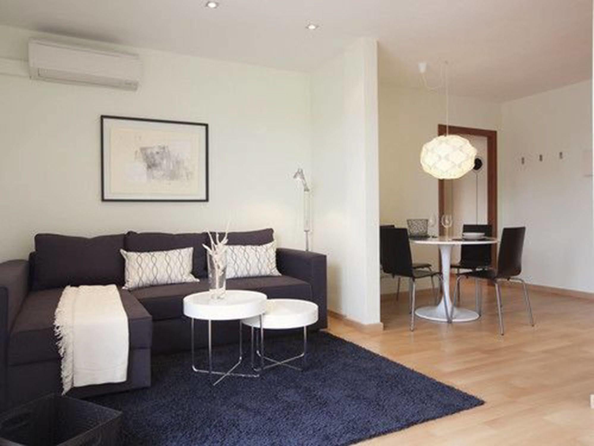 Rent Top Apartments Near Plaza De Catalunya Барселона Екстер'єр фото
