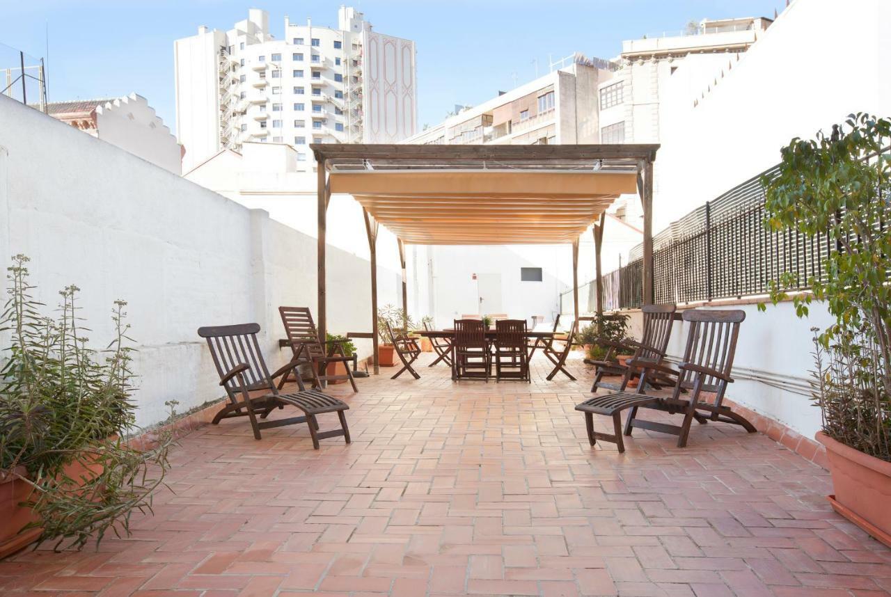 Rent Top Apartments Near Plaza De Catalunya Барселона Екстер'єр фото