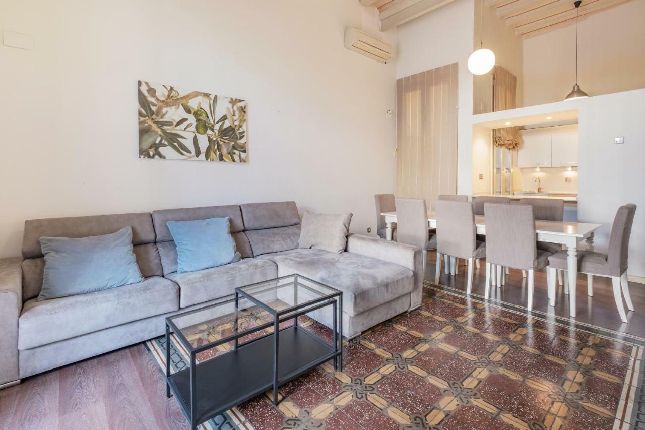 Rent Top Apartments Near Plaza De Catalunya Барселона Екстер'єр фото